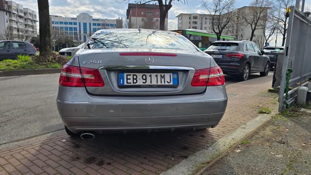 MERCEDES-BENZ E 250 usata, con Autoradio