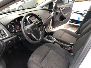 OPEL Astra usata, con Controllo trazione