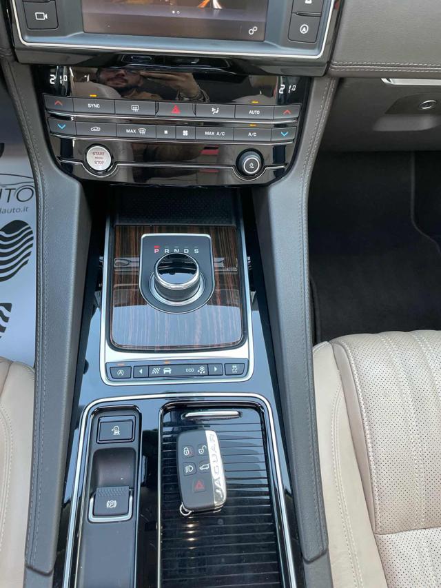 JAGUAR F-Pace usata, con Interni in pelle