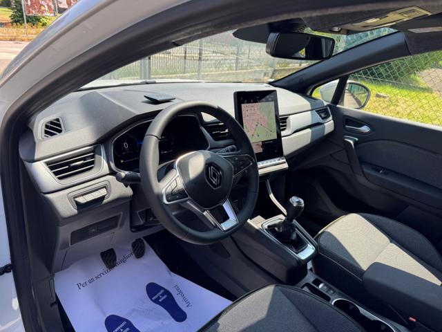 RENAULT Captur usata, con Autoradio