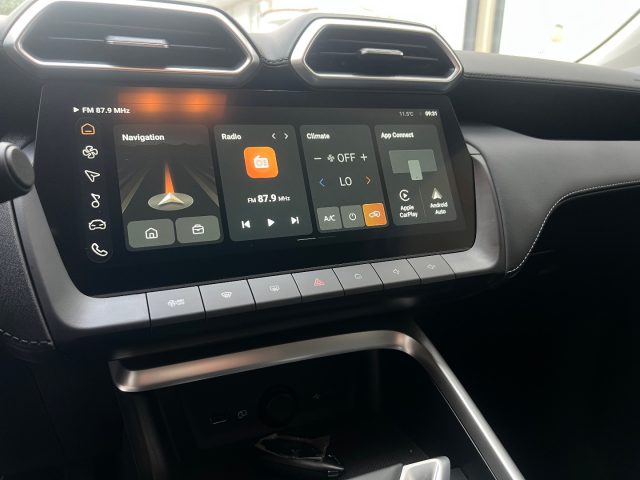 MG ZS usata, con Autoradio digitale