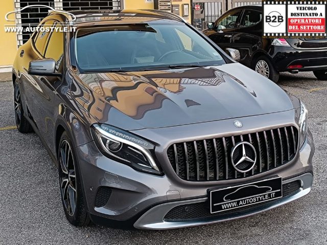 MERCEDES-BENZ GLA 220 usata, con Airbag Passeggero