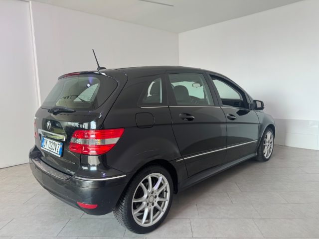 MERCEDES-BENZ B 180 usata 11