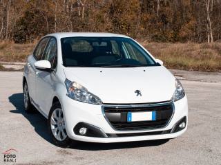 PEUGEOT 208 usata, con Bluetooth
