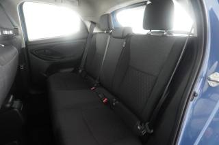 TOYOTA Yaris usata 2