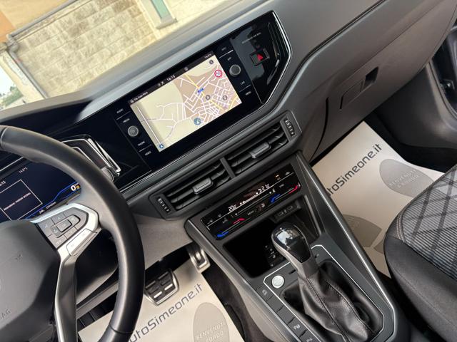 VOLKSWAGEN Taigo usata, con USB