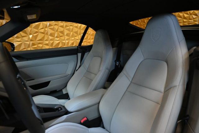PORSCHE 992 usata 118
