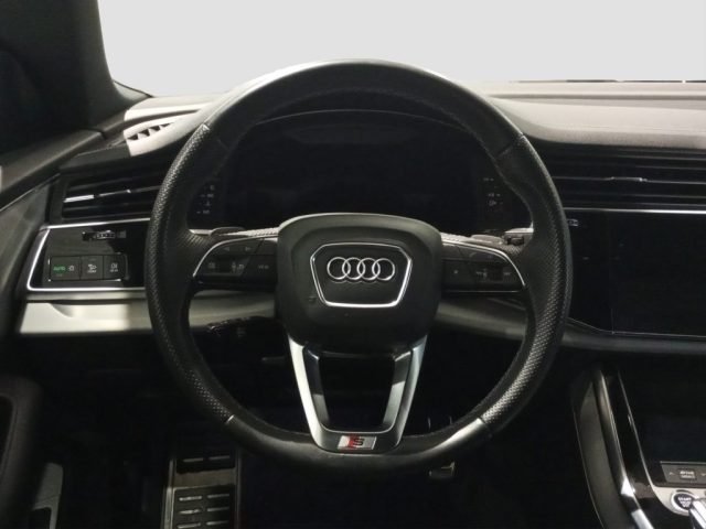 AUDI Q8 usata 12