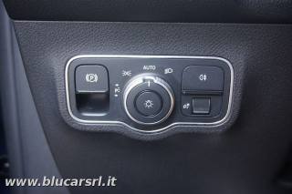 MERCEDES-BENZ GLB 200 usata 32