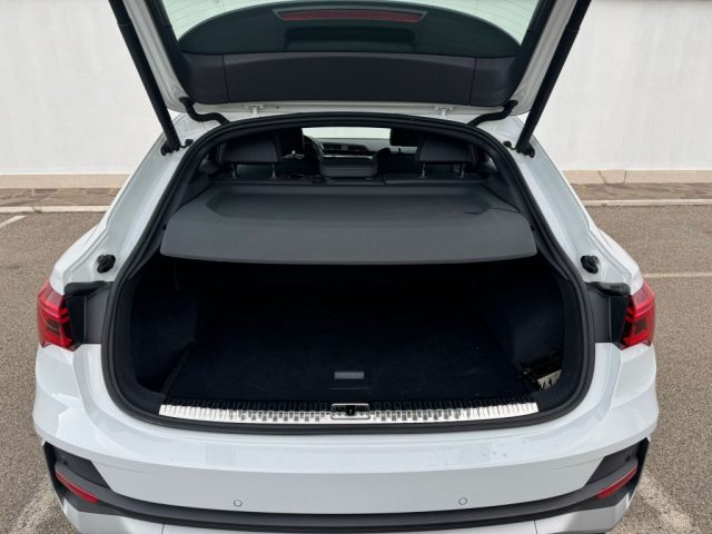 AUDI Q3 usata, con Autoradio