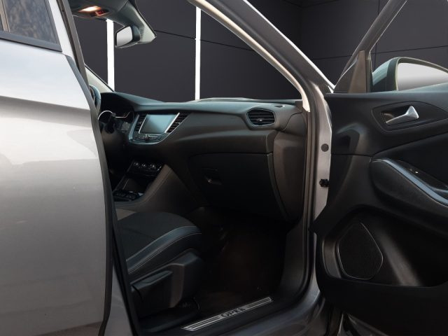 OPEL Grandland X usata, con Servosterzo