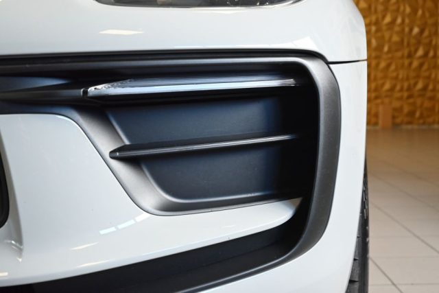 PORSCHE Macan usata 104