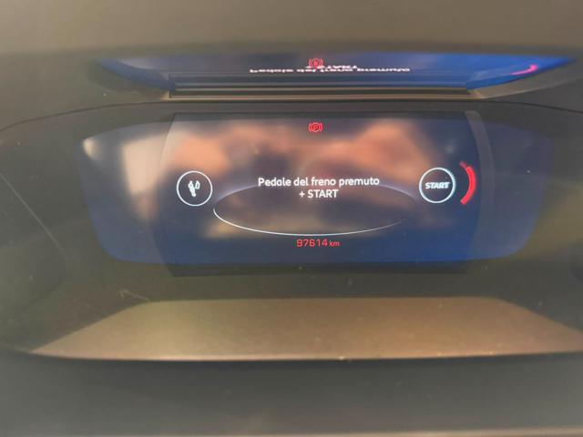 PEUGEOT 2008 usata, con Servosterzo