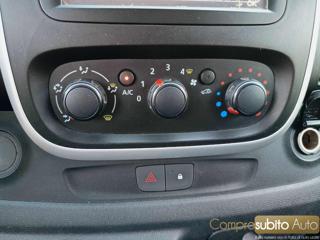 RENAULT Trafic usata 13
