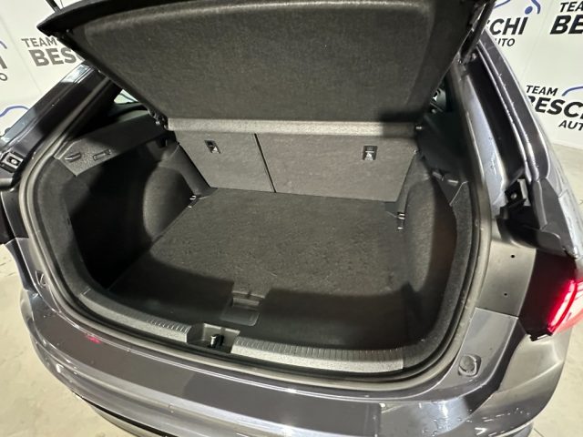 VOLKSWAGEN Taigo usata, con Servosterzo