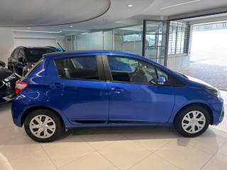 TOYOTA Yaris usata, con Alzacristalli elettrici
