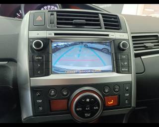 TOYOTA Verso usata, con Fari Xenon