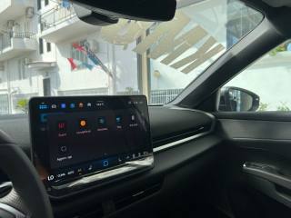 VOLKSWAGEN T-Roc usata, con Isofix