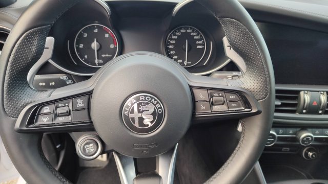 ALFA ROMEO Giulia usata, con Controllo elettronico della corsia