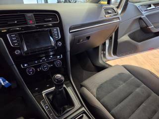 VOLKSWAGEN Golf usata, con ESP