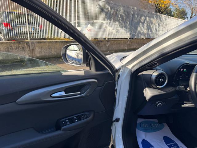 ALFA ROMEO Tonale usata, con Autoradio