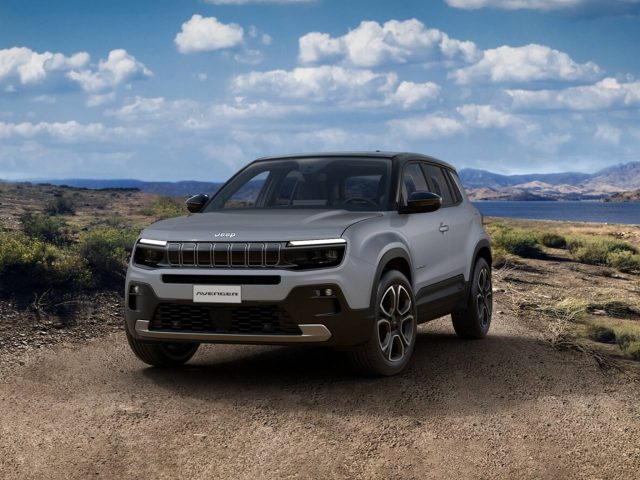 JEEP Avenger usata, con Airbag