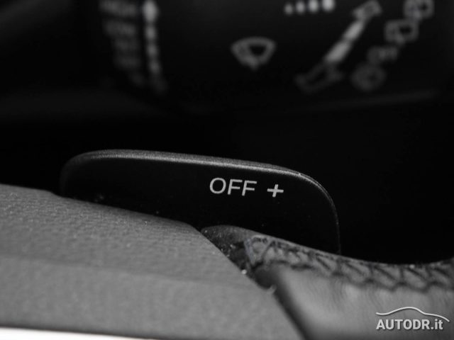 VOLKSWAGEN Golf Variant usata, con Sensori di parcheggio posteriori