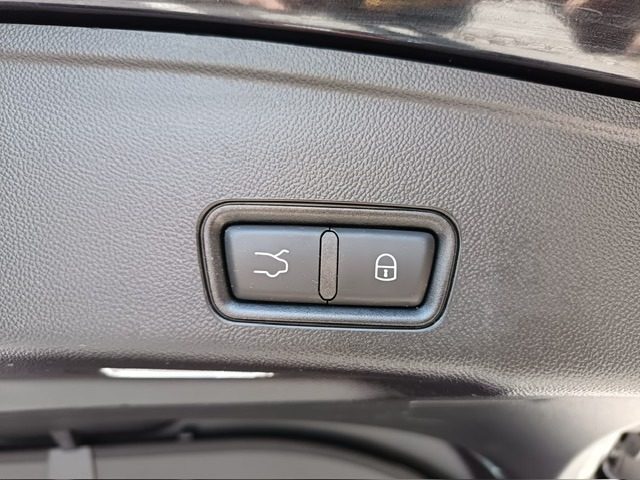 MASERATI Grecale usata, con Interni in pelle