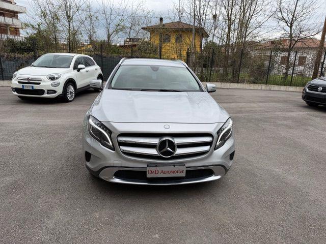 MERCEDES-BENZ GLA 200 usata, con Airbag
