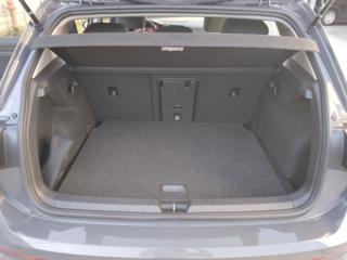 VOLKSWAGEN Golf usata, con Airbag testa