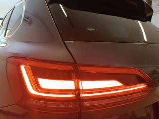 VOLKSWAGEN Touareg usata 51