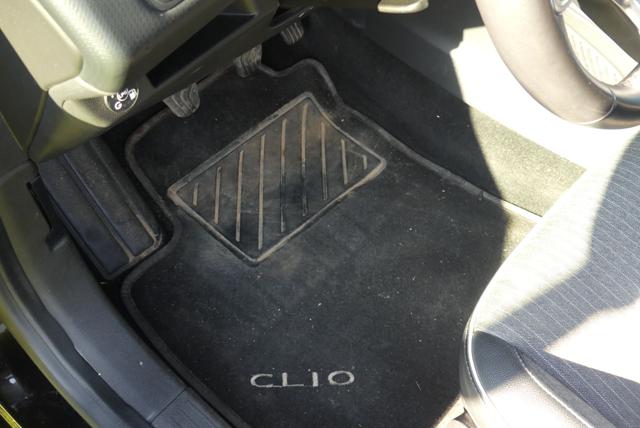 RENAULT Clio usata, con Servosterzo