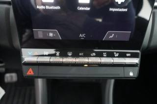 RENAULT Captur usata, con Volante multifunzione