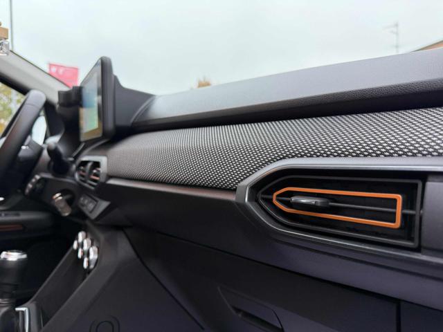 DACIA Sandero usata, con USB