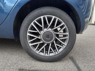 LANCIA Ypsilon usata, con Fendinebbia