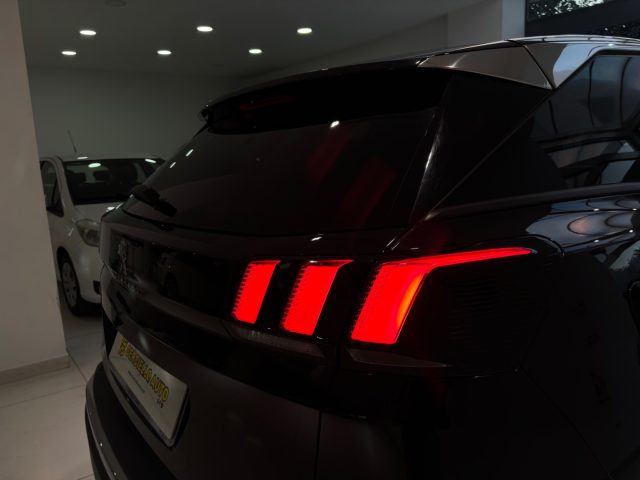 PEUGEOT 3008 usata, con Climatizzatore