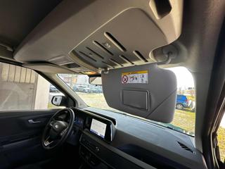 FORD Tourneo Courier usata, con Pneumatici estivi