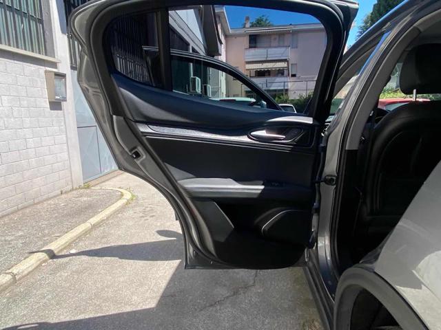 ALFA ROMEO Stelvio usata 12
