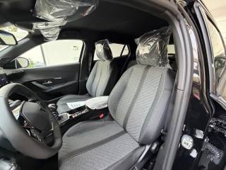 PEUGEOT 2008 usata, con Sensore di luce
