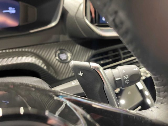 PEUGEOT 2008 usata 23