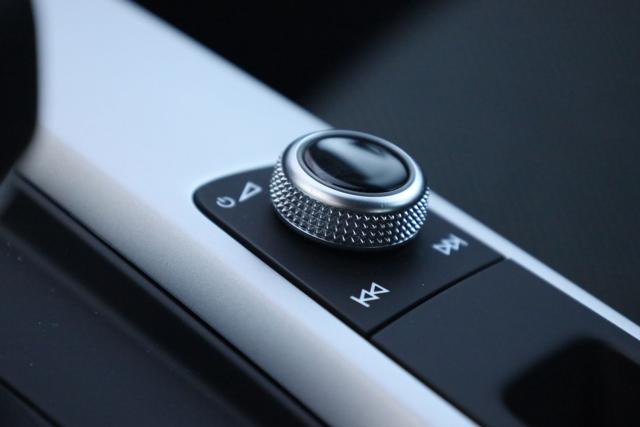 AUDI A4 usata, con Sensori di parcheggio anteriori