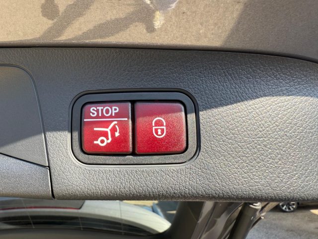 MERCEDES-BENZ GLA 200 usata, con Interni in pelle