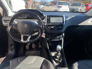 PEUGEOT 2008 usata, con USB