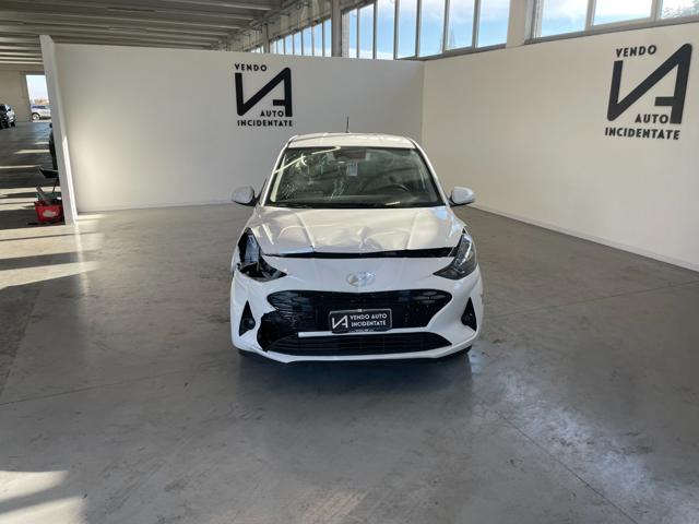 HYUNDAI i10 usata, con Airbag