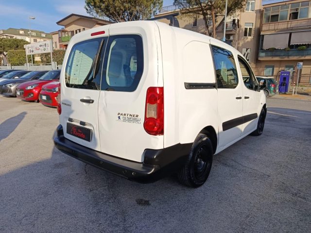 PEUGEOT Partner usata, con Boardcomputer