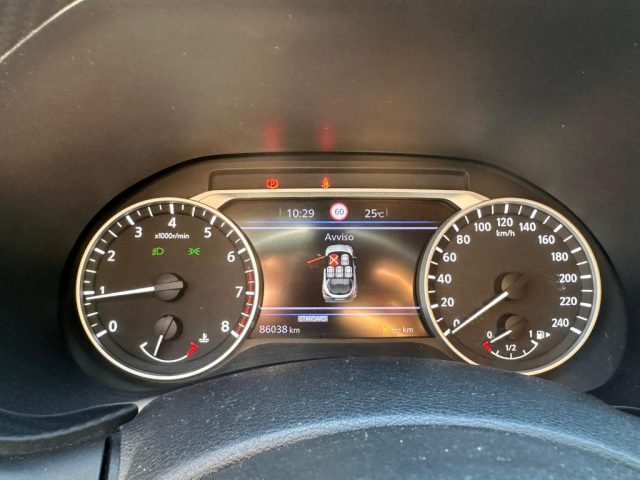 NISSAN Micra usata, con Boardcomputer