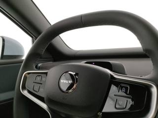 VOLVO EX30 usata, con Autoradio digitale