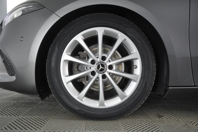 MERCEDES-BENZ A 180 usata 14