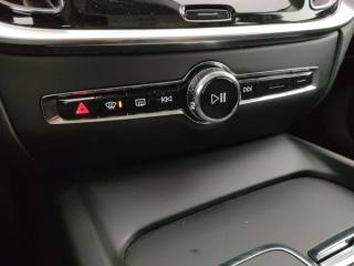 VOLVO V60 usata, con USB