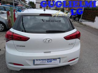 HYUNDAI i20 usata, con Autoradio